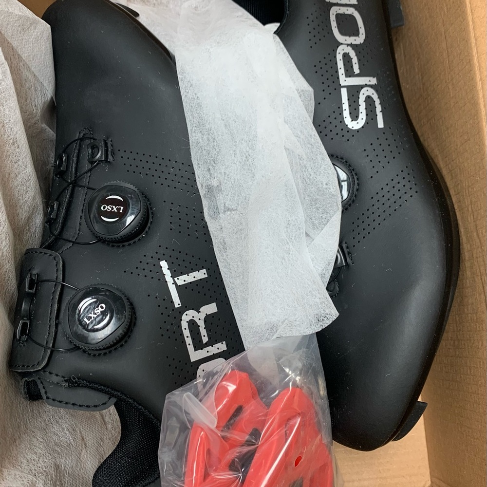 LXSO Men's Road Cycling Self-Locking Bicycle Shoe